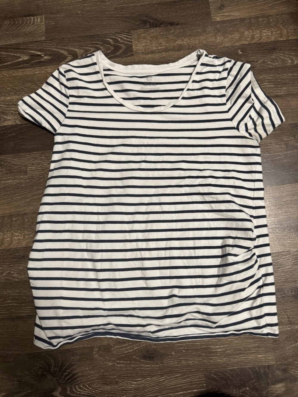 H&M White and Navy Striped Short Sleeve Tee